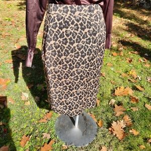TALBOTS PETITE LEOPARD LINED TAPESTRY DESIGN PENCIL SKIRT